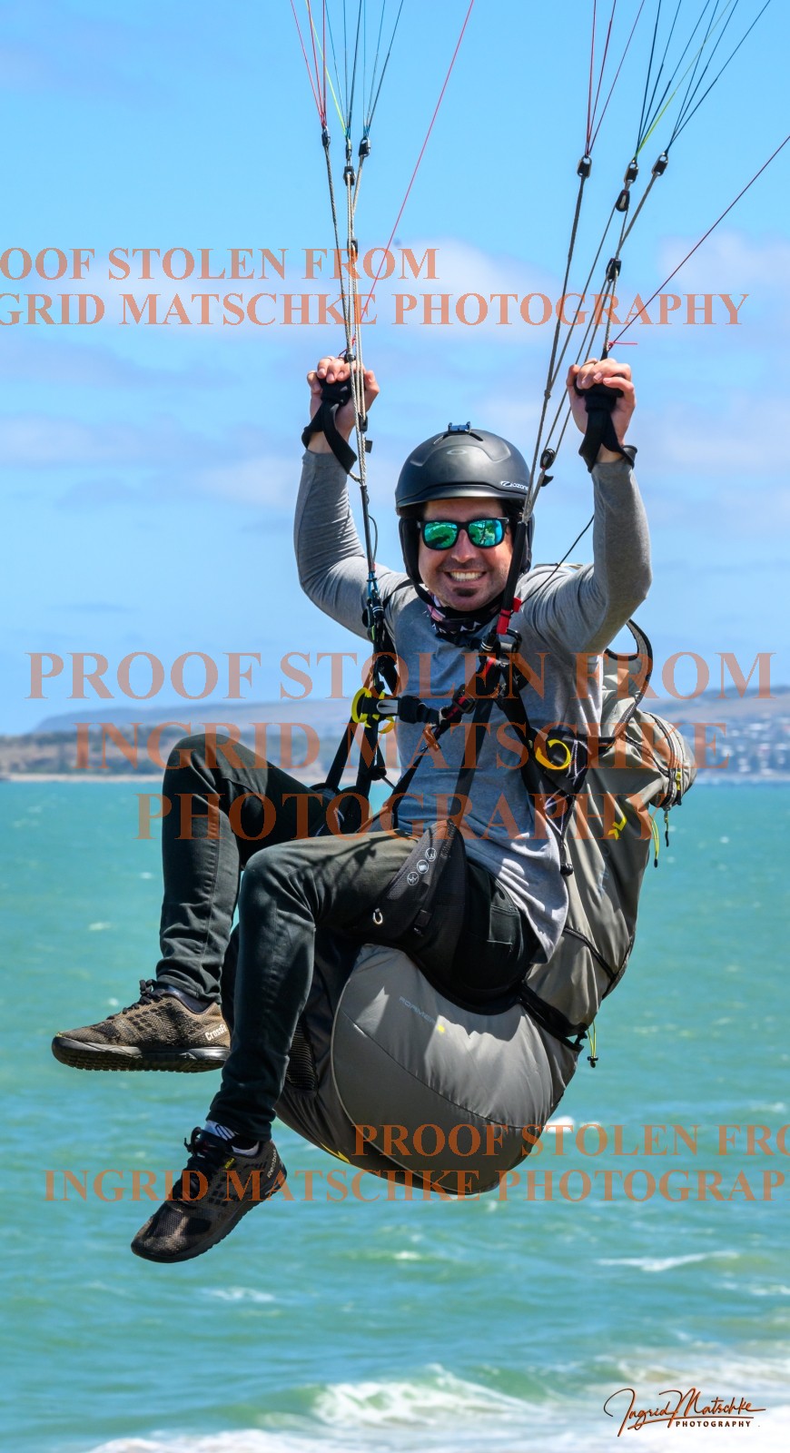 Para Gliders, Tunkalilla Beach & Boomer Beach, Feb '24 - GALLERIES ...